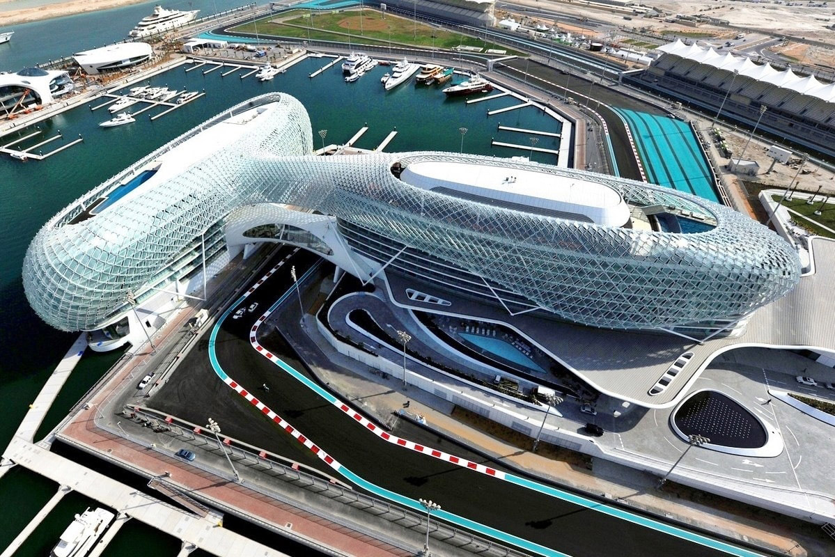 Yas Marina Hotel